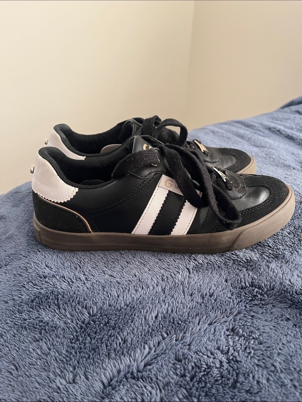 GBG Los Angeles Olympia low top Sneakers